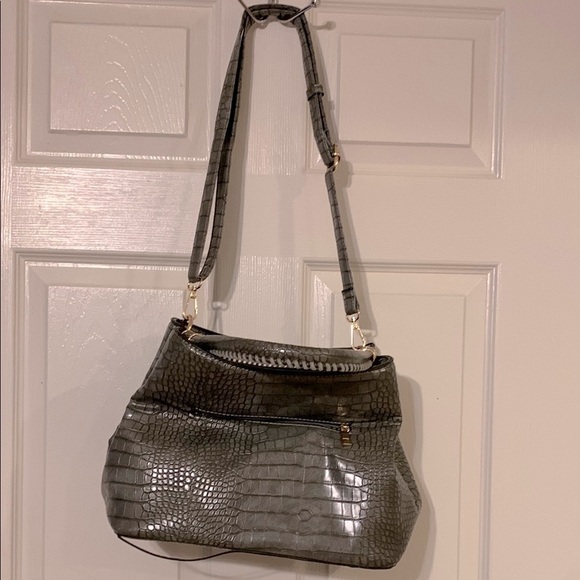 Elegant Faux Crocodile-Embossed Gray Handbag - Picture 1 of 4